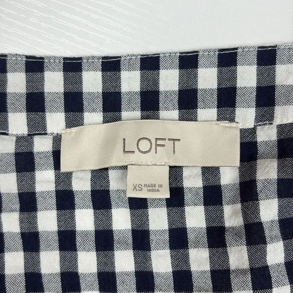 Ann Taylor LOFT Gingham Plaid Surplice V-Neck Wrap Woven Blouse Preppy Navy XS - Picture 8 of 10